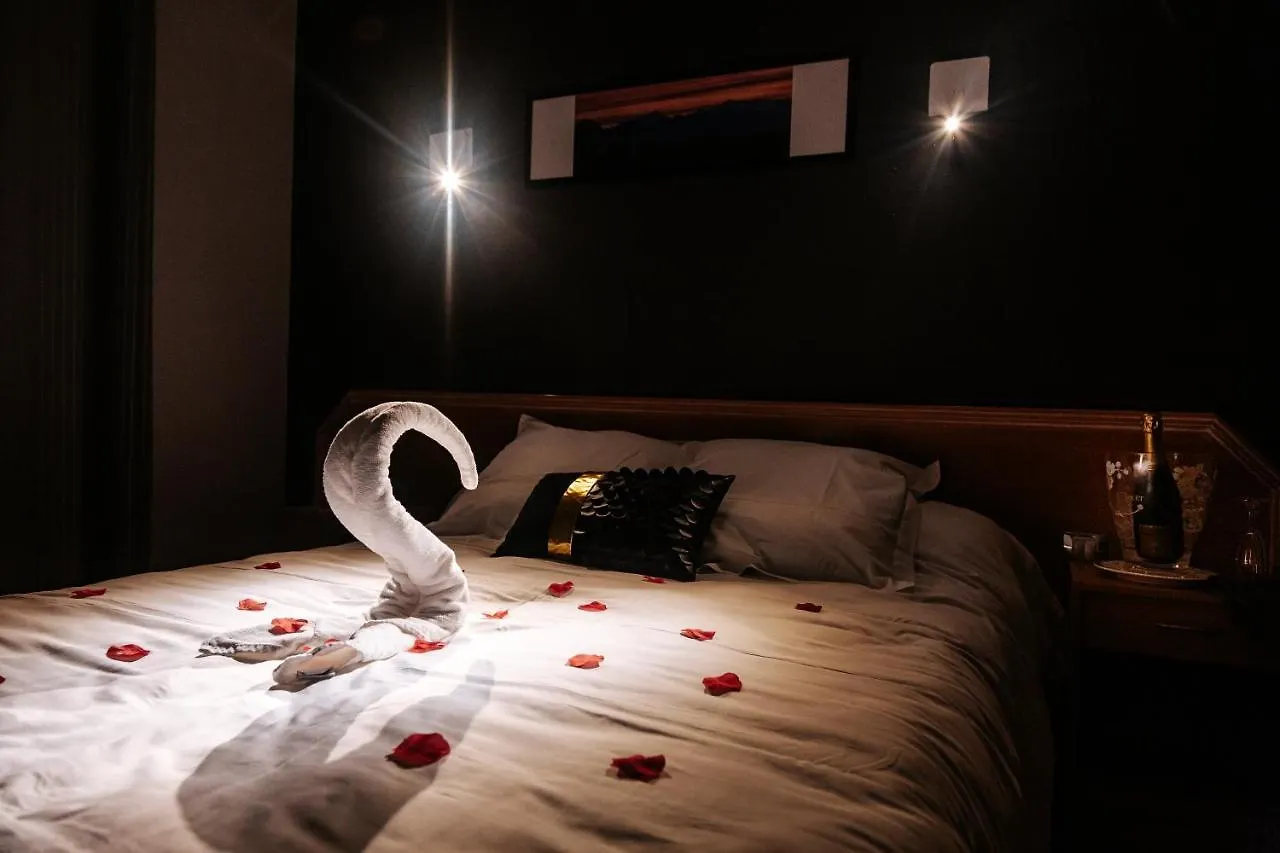 Hotel Le Tivoli Vic-en-Bigorre 3*,